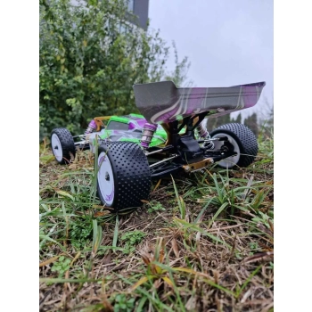 Samochód zdalnie sterowny WLToys 104002 1:10 4WD 2,4Ghz