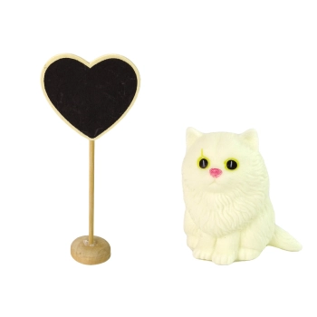 Lalka Dla Dzieci Emily Drewniane Serce Biały Kotek