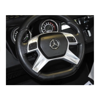 Auto na Akumulator Mercedes Unimog Zielony