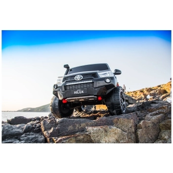 Auto na Akumulator Toyota Hilux Biały