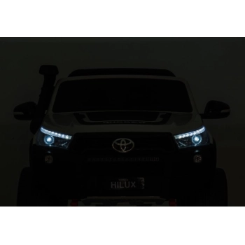 Auto na Akumulator Toyota Hilux Biały