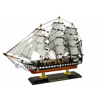 Statek Figurka Żaglówka Figurka Model Kolekcjonerski U.S.S. Constitution