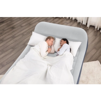 Dmuchany Materac Z Pompką 226 x 152 x 84 cm Bestway 67923