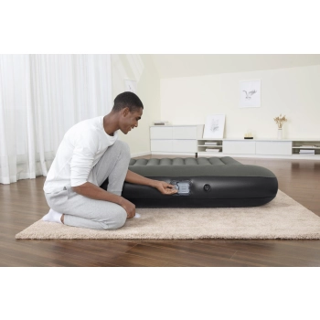 Dmuchany Materac Z Pompką 203 x 152 x 30 cm Bestway 67930