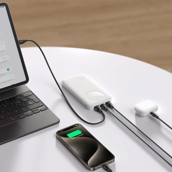 Powerbank JR-PBF12 10000mAh 2.4A 2x USB-A 1x USB-C - biały