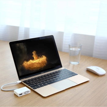 Przejściówka adapter konwerter video USB-C - HDMI VGA biały