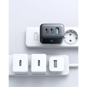 Szybka ładowarka sieciowa 2x USB-C / 1x USB-A 32W czarna