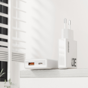 Ładowarka sieciowa GaN 30W USB-A - USB-C z kablem USB-C - biała