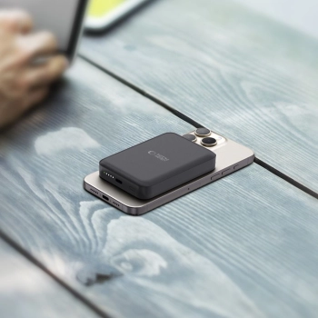 Powerbank 10000mAh MagSafe USB-C 15W z kablem USB-C - czarny