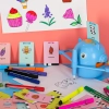 Robot edukacyjny interaktywny nauka rysowania pisania zestaw fiszki mazaki niebieski