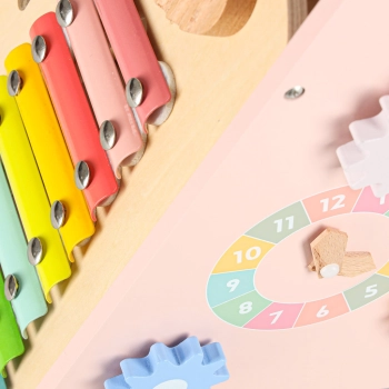 Pchacz dla dziecka chodzik drewniany z liczydłem różowy