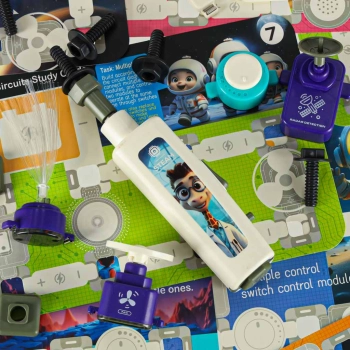 Mały elektryk elektronik zestaw edukacyjny 12 kart 58 elementów