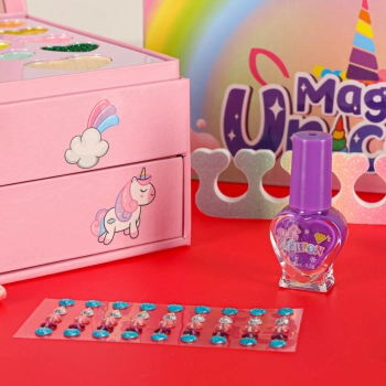 Kuferek zestaw kosmetyków do makijażu i paznokci makeup kosmetyki cienie lakiery szuflady jednorożec