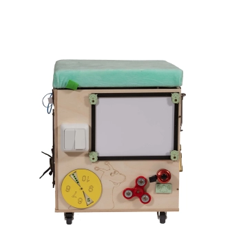 Pufa ze schowkiem dla dzieci kostka manipulacyjna