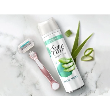 Gillette Satin Care Aloe Vera Żel do Golenia 200 ml