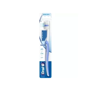 Oral-B 1 2 3 Travel Cap Mittel Szczoteczka do Zębów