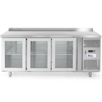 Stół chłodniczy 3-drzwiowy przeszklony z blatem roboczym 180cm - Hendi 233436