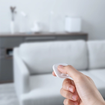  Inteligentny lokalizator GPS do kluczy torebki dla dziecka T2 Pro biały - zdj. dodatkowe 6