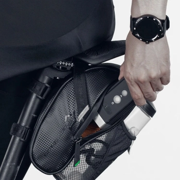  Wodoodporna torba rowerowa na narzędzia pod siodełko z kieszonką na bidon czarna - zdj. dodatkowe 6