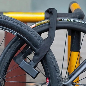  Zapięcie rowerowe gruby łańcuch w osłonie zamek na klucz 0.97 m - czarne - zdj. dodatkowe 2