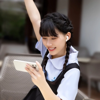  Bezprzewodowe słuchawki Bluetooth 5.0 TWS douszne wodoodporne IP64 E3 biały - zdj. dodatkowe 10