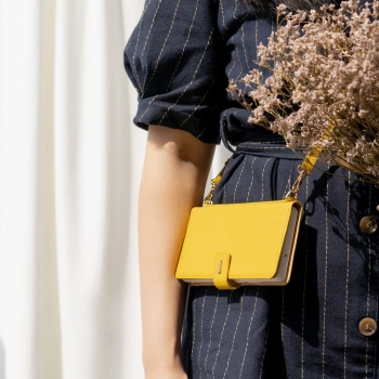  Skórzane etui z klapką i paskiem na ramię do telefonu Galaxy Note 20 czarny - zdj. dodatkowe 2