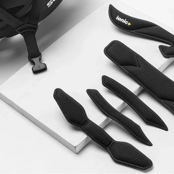  Kask rowerowy z szybką odpinanymi okularami z filtrem UV unisex - biały - zdj. dodatkowe 3