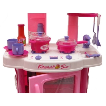 Kuchnia z piekarnikiem różowa - dźwięki, światło, akcesoria