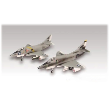 Model Plastikowy Do Sklejania Lindberg (USA) Odrzutowiec A4D Skyhawk