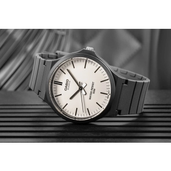 Zegarek Męski CASIO MW-240-7EVEF