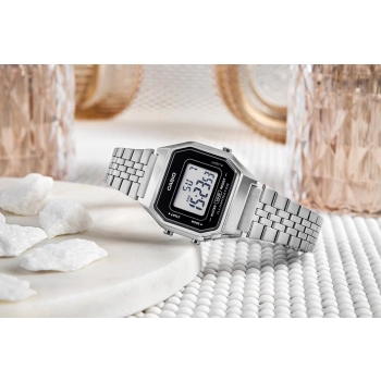 Zegarek Damski CASIO Collection Retro LA680WA-1DF